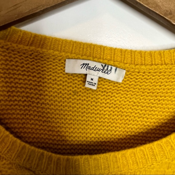 Madewell Open Side Bobble Yellow Wool Knit Sweater Size Medium - Picture 4 of 7